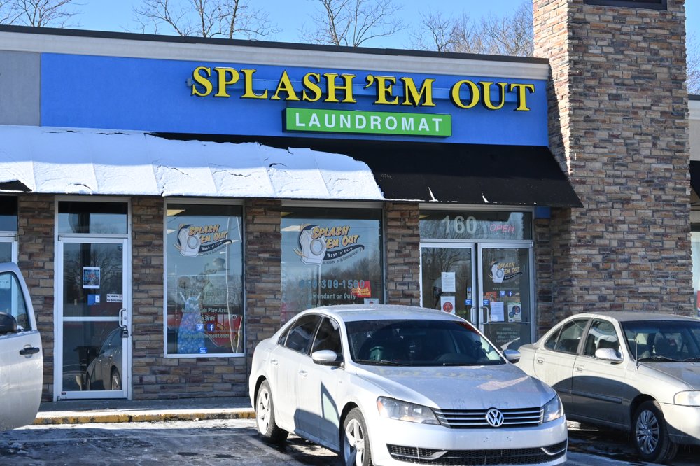 SPLASH EM OUT COIN LAUNDRY Updated 2024 10 Photos 393 Waller Ave