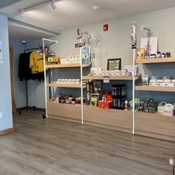 Accesories section in The Tea House, best Cannabis dispensary in Vermont