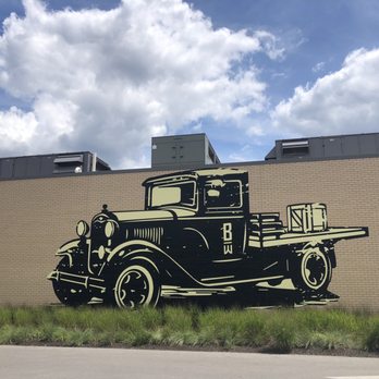 Twenty Two Juice Bar @ The Garage Food Hall - Juice Bars & Smoothies Near Me - Indianapolis, Indiana Twenty Two Juice Bar @ The Garage Food Hall - Juice Bars & Smoothies Near Me - Indianapolis, Indiana