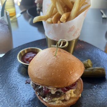 Peak with Priceless Restaurant & Bar - blackhawk brisket burger - New American Near Me - New York, New York Peak with Priceless Restaurant & Bar - blackhawk brisket burger - New American Near Me - New York, New York