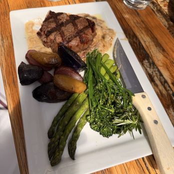 Enzo - Filet mignon - Mediterranean Near Me - Carmel-by-the-Sea, California Enzo - Filet mignon - Mediterranean Near Me - Carmel-by-the-Sea, California