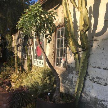 Harmony Pottery - Harmony pottery store - Art Galleries Near Me - Harmony, California