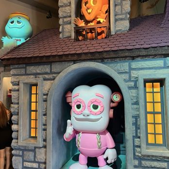 Funko - Toy Stores Near Me - Los Angeles, California Funko - Toy Stores Near Me - Los Angeles, California
