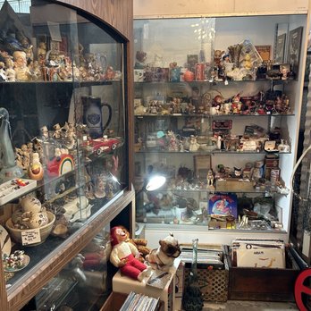 Valley Vintage - Antiques Near Me - West Orange, New Jersey Valley Vintage - Antiques Near Me - West Orange, New Jersey