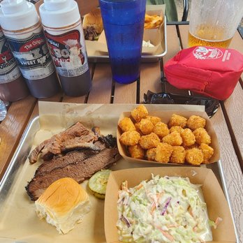 TEX 808 BBQ & Brews - a tray of food on a picnic table - Barbeque Near Me - Honolulu, Hawaii