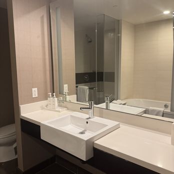Vdara - 20.009 Bathroom - Hotels Near Me - Las Vegas, Nevada Vdara - 20.009 Bathroom - Hotels Near Me - Las Vegas, Nevada