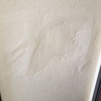 Quality Inn & Suites - Nice plaster job really? - Hotels Near Me - Mendota, Illinois