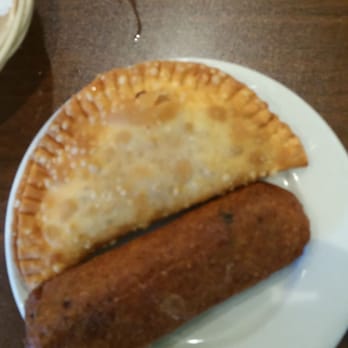 Isla Del Encanto - Empanadilla de pizza & an alcapurria. - Puerto Rican Near Me - Miami, Florida Isla Del Encanto - Empanadilla de pizza & an alcapurria. - Puerto Rican Near Me - Miami, Florida