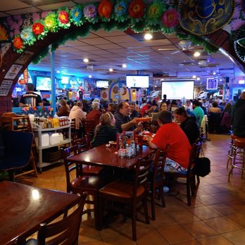 Lozano's Mexican Restaurant  - Inside - Mexican Near Me - Immokalee, Florida