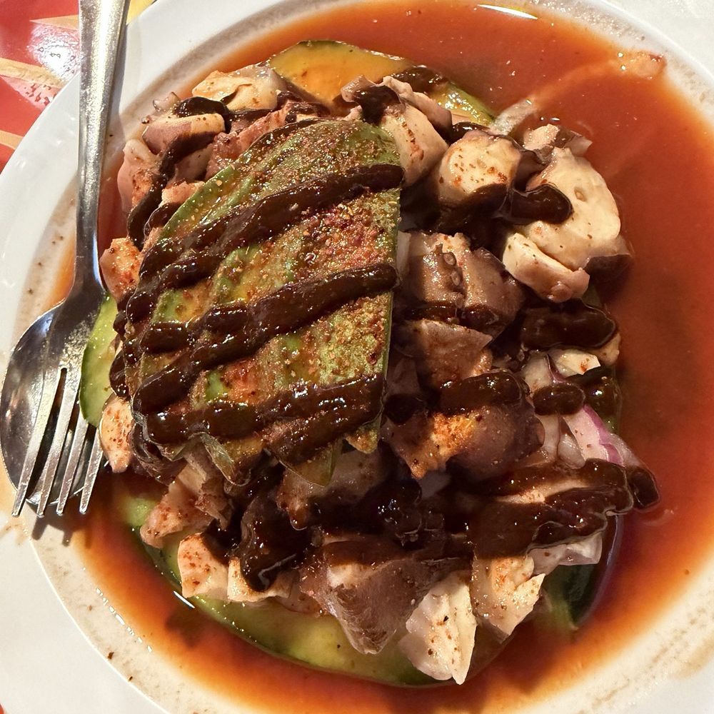 Tostada de pulpo Tostada de pulpo