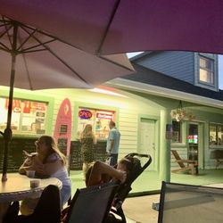 Beachside Creamery - Front of the shop