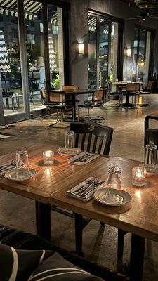 Automatic Seafood and Oysters by null