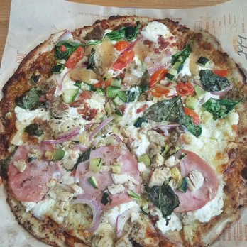 Blaze Pizza - Gluten free pizza. It was tasty. - Salad Near Me - Orange, California