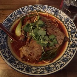 Sichuan Beef Noodle Soup 四川牛肉面 Sichuan Beef Noodle Soup 四川牛肉面