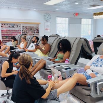 Happy Nails - Nail Salons Near Me - Clearwater, Florida