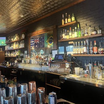 Jethro’s Cocktail Lounge - Cocktail Bars Near Me - Houston, Texas