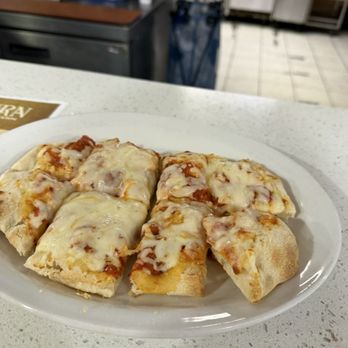 Lantern Local Tavern - $18. - Bars Near Me - Lantana, Florida Lantern Local Tavern - $18. - Bars Near Me - Lantana, Florida