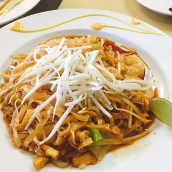 ShabaShabu - Shrimp pad Thai - Japanese Near Me - Raleigh, North Carolina
