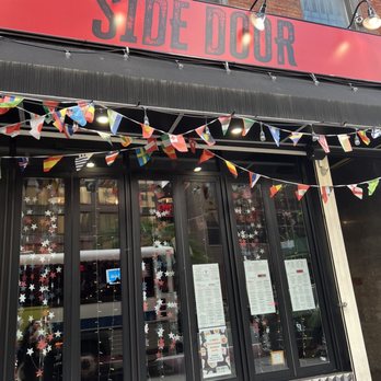 Side Door - Gastropubs Near Me - New York, New York Side Door - Gastropubs Near Me - New York, New York
