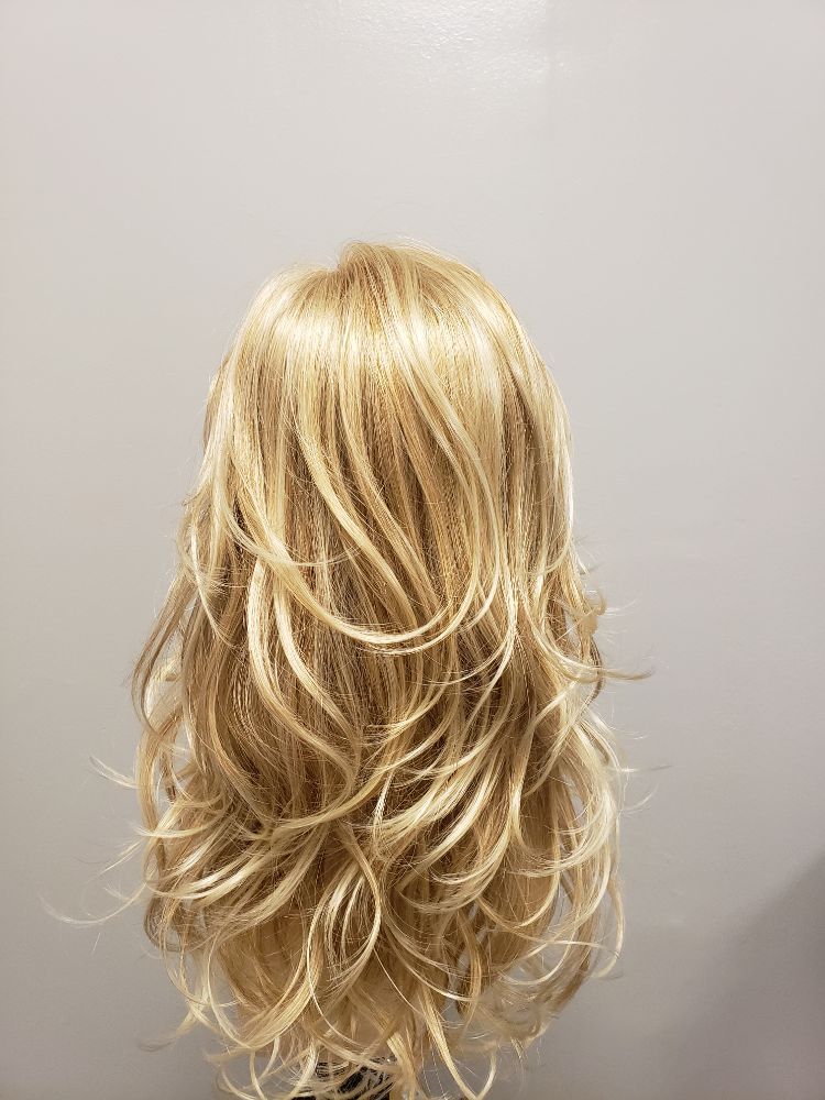 Salon Bala & Wig Boutique Logo