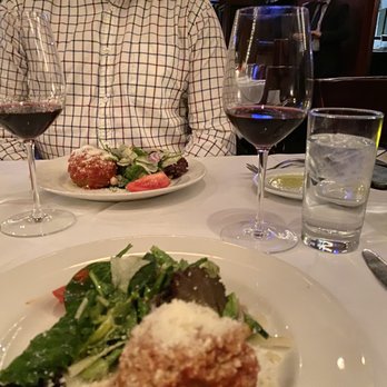 Rosebud on Rush - Italian Near Me - Chicago, Illinois Rosebud on Rush - Italian Near Me - Chicago, Illinois