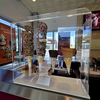 Häagen-Dazs - Ice Cream & Frozen Yogurt Near Me - Dania Beach, Florida Häagen-Dazs - Ice Cream & Frozen Yogurt Near Me - Dania Beach, Florida