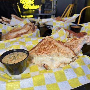 The Melted Madness - Sandwiches Near Me - Middletown, Connecticut