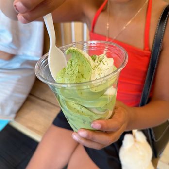 Matcha Cafe Maiko - Matcha & Vanilla Swirl Soft Serve - Ice Cream & Frozen Yogurt Near Me - Sacramento, California Matcha Cafe Maiko - Matcha & Vanilla Swirl Soft Serve - Ice Cream & Frozen Yogurt Near Me - Sacramento, California