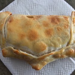 Comptoir Chile y Medio - The chicken empanada was tasty