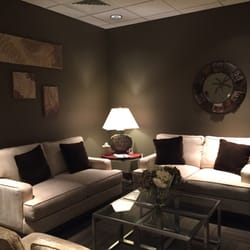 Nails By Farah - Waiting area for the nail spa.