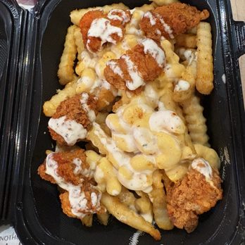 Dave's Hot Chicken - Regular Top-Loaded Spicy Buffalo Mac - Chicken Shop Near Me - Richmond, Virginia Dave's Hot Chicken - Regular Top-Loaded Spicy Buffalo Mac - Chicken Shop Near Me - Richmond, Virginia