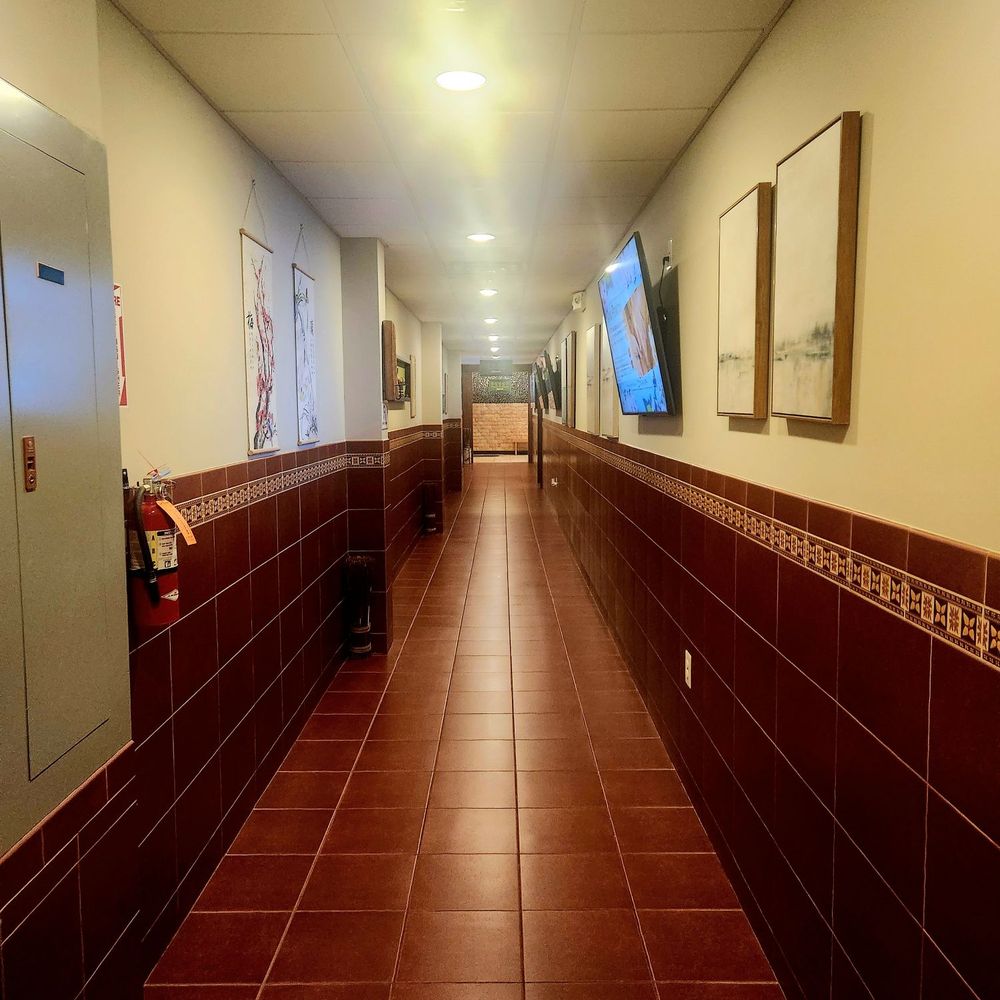 Spa World - Hallway to dry sauna area - Saunas Near Me - Centreville, Virginia Spa World - Hallway to dry sauna area - Saunas Near Me - Centreville, Virginia