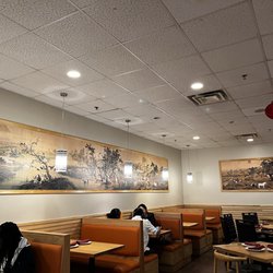 Peter Chang - Interior with cool artwork