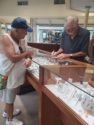 Three Crowns Jewelry by null