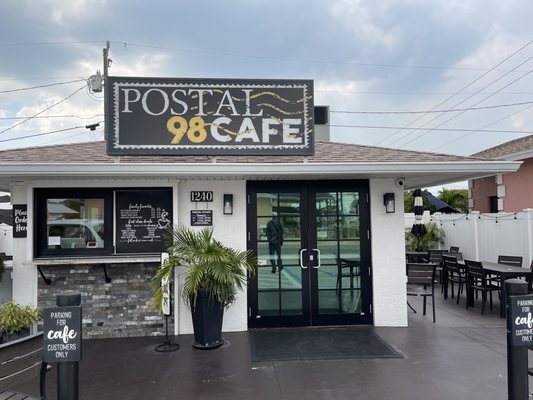 pon cafe  l.jpg
