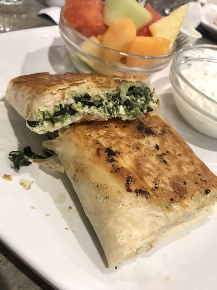 Disappointed it was cold in the center. Asked to reheat it and they put