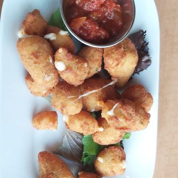 Louis' Pub - Le fromage frit - Pubs Near Me - Granby, Quebec Louis' Pub - Le fromage frit - Pubs Near Me - Granby, Quebec