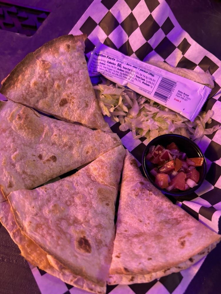 LEADERBOARD ARCADE BAR & PIZZERIA Updated July 2024 32 Photos