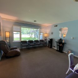 Cosmetic & Natural Dentistry - Waiting Room
