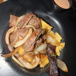 Carabalí Bar & Grill Restaurant
