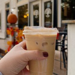 Mountain Mike's Coffee House - Iced Snickerdoodle Latte