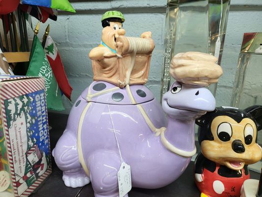 Main Street Peddlers Antique Mall by null