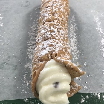 Michaelangelos Pizza - a pastry with cream filling - Pizza Near Me - Wilmington, North Carolina Michaelangelos Pizza - a pastry with cream filling - Pizza Near Me - Wilmington, North Carolina