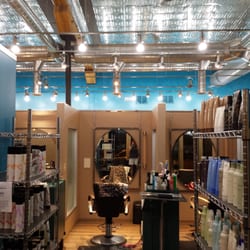 The Head Room Salon - Headroom's clean modern decor