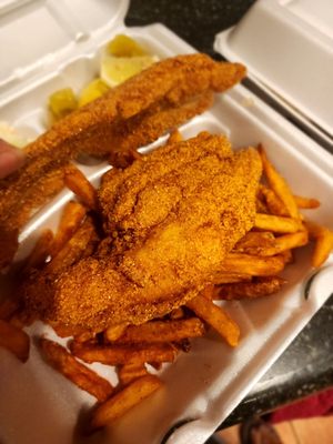 CATFISH SAM’S - Updated November 2024 - 118 Photos & 188 Reviews - 2735 ...