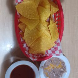 Casa Tequila - Chips with beans and salsa