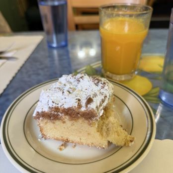 Mama's On Washington Square - Breakfast & Brunch Near Me - San Francisco, California