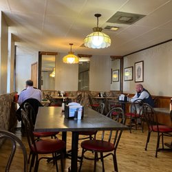 Cotten's Famous Hamburgers - Eating Area in Restaurant