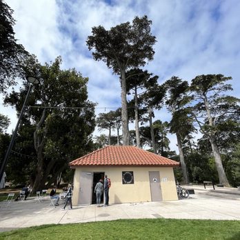 Flywheel Coffee Roasters - Golden gate park location. - Coffee & Tea Near Me - San Francisco, California