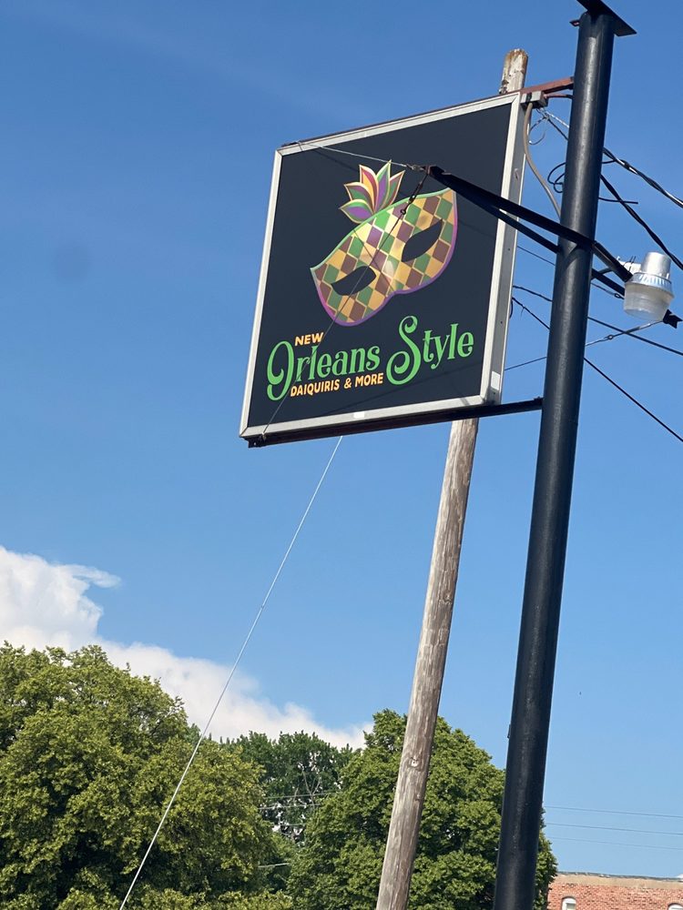 NEW ORLEANS STYLE DAIQUIRIS & MORE Updated July 2024 623 SW 6th Ave